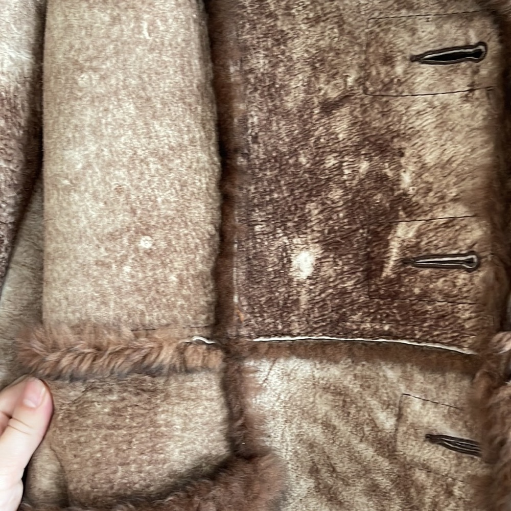 Shearling Fur Coat - image 5